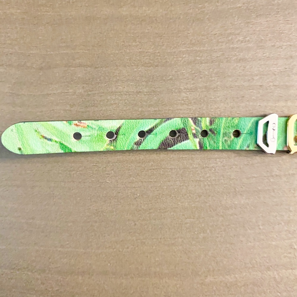 [KEEP Collective] “Summer Love” Charm Bracelet - Picture 7 of 7